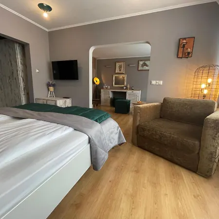 فندق Moura & Villas Mountain Relax 4*