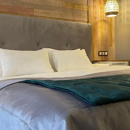 Moura & Villas Mountain Relax Hotel 4*