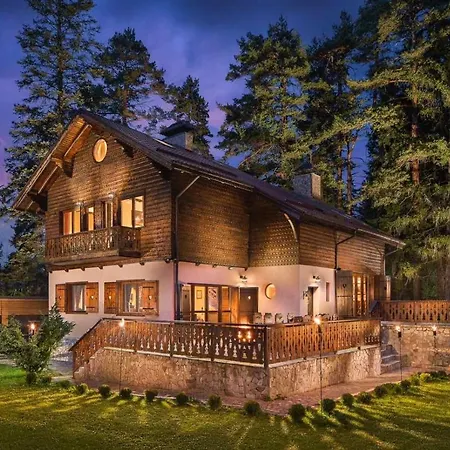 Moura & Villas Mountain Relax فندق بوروفتس