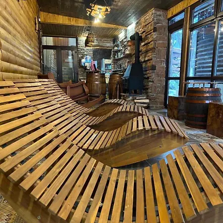 Moura & Villas Mountain Relax فندق بوروفتس